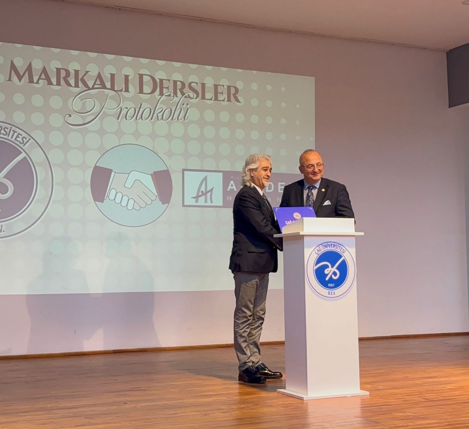 Özel Mersin Akademi Hastanesi ve Çağ Üniversitesi İş Birliği